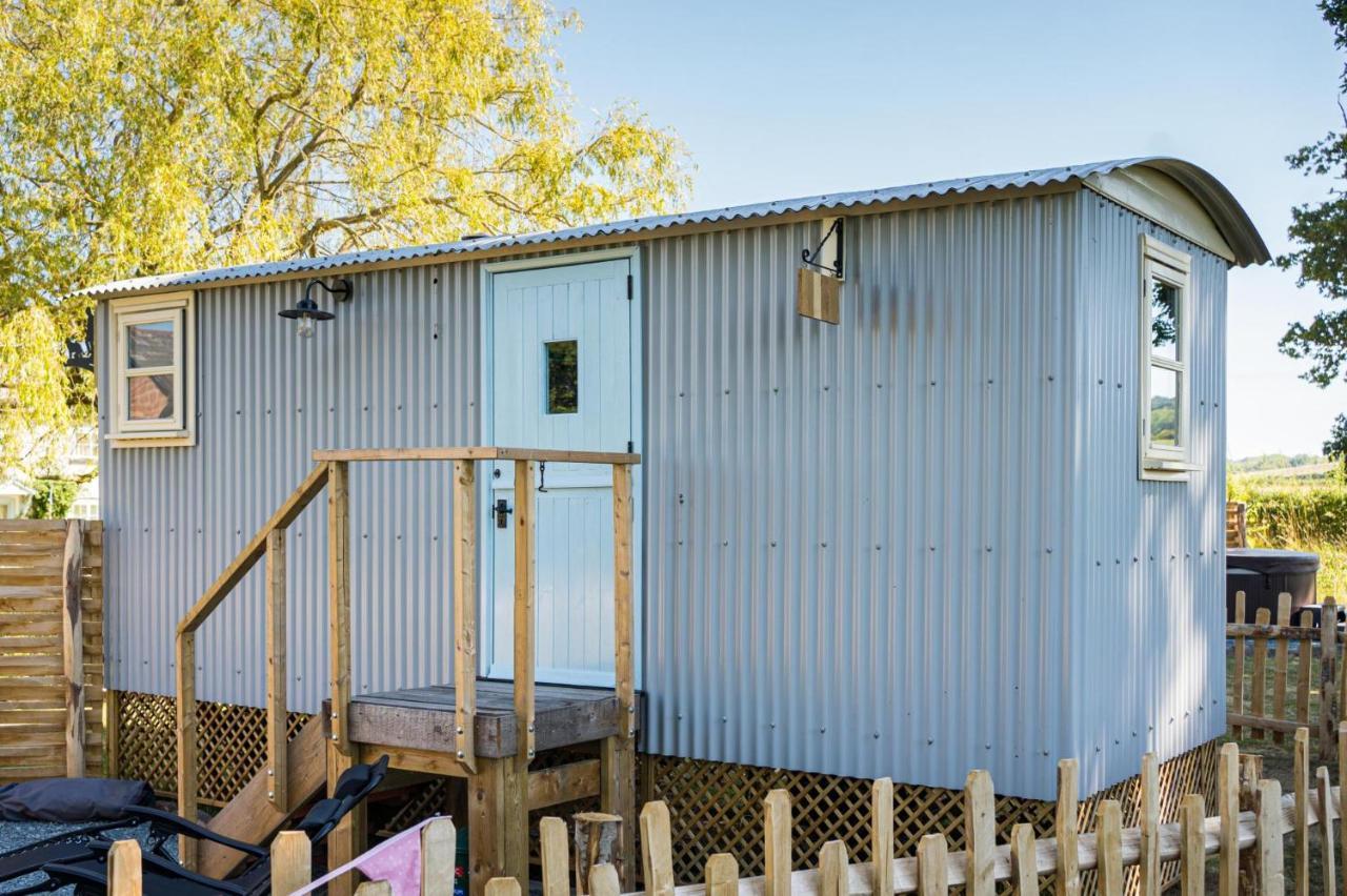 The Hideaway Hut - 1 Bed Shepherds Hut - Hereford Luaran gambar
