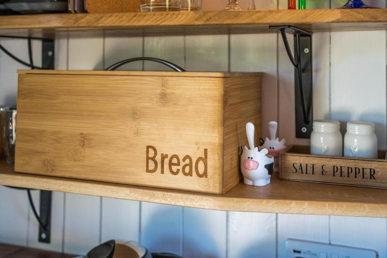 The Hideaway Hut - 1 Bed Shepherds Hut - Hereford Luaran gambar